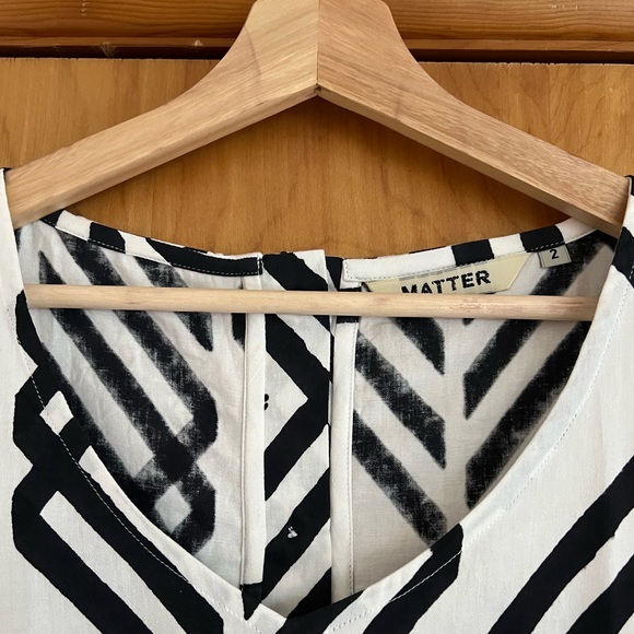 Block Printed Button Back Top by MATTER Prints - NWOT Women’s Medium Black/White - Picture 5 of 15